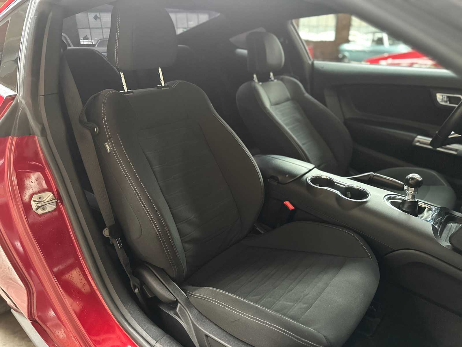 Ford Mustang GT 5.0 V8 440pk 2017 -Handgeschakeld-