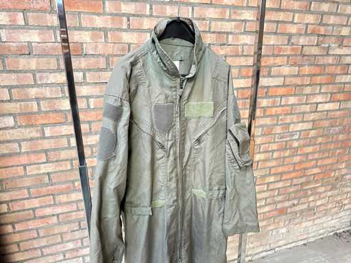 Lot de salopete de armat?