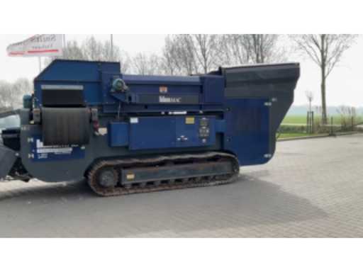 c9dac723-50eb-44a5-9a7e-297090f93688.mp4