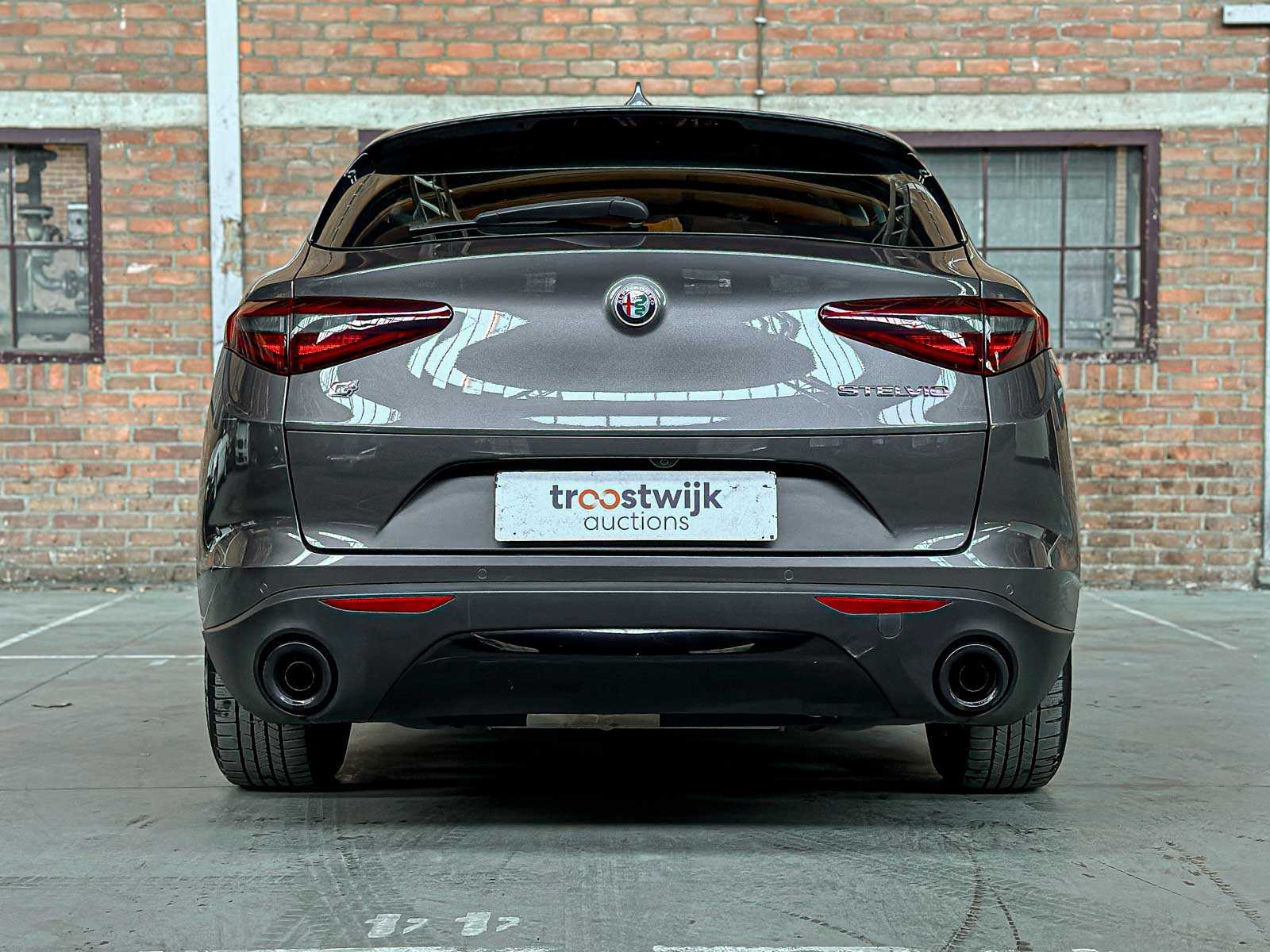 Alfa Romeo Stelvio 2.0 T AWD Super 200pk 2018 (Origineel-NL), RT-553-H