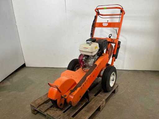 2018 Dosko 337-13H Stump Shredder 13hp