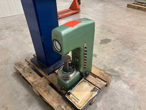 Testor de duritate WPM