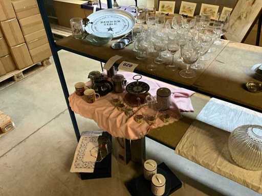 Various kitchen supplies