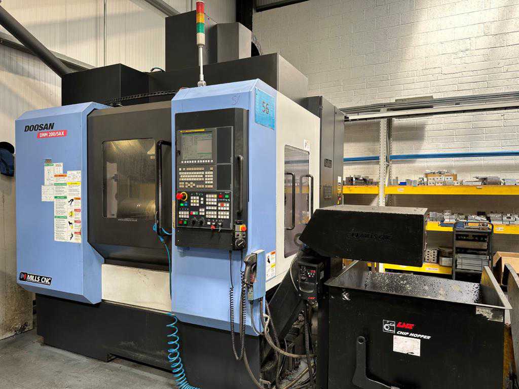 Doosan - DNM 200/AX - CNC bewerkingscentra