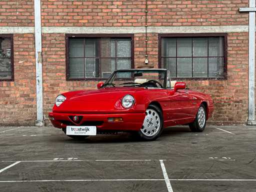 Alfa Romeo Spider 2000 2.0 118pk 1992, 56-RL-TR