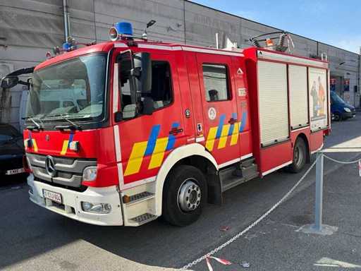 Mercedes-Benz - Atego - pompe à voiture - 2011