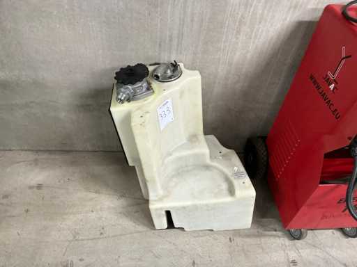 Crown Pompunit met tank