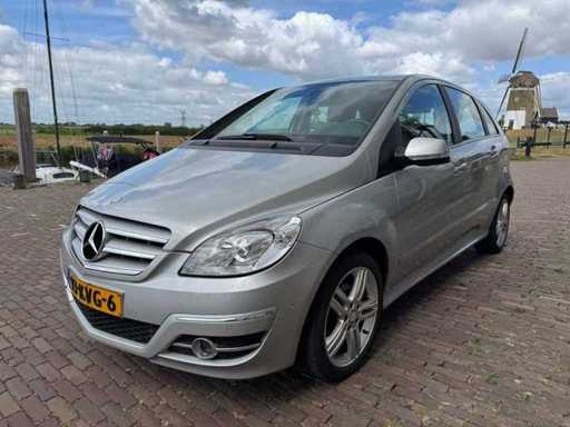 Mercedes-Benz B-Klasse 180 Busines Cl. Automatik 93-KVG-6