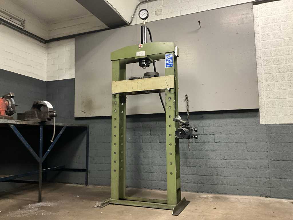 OMCN T.15 Hydraulic press