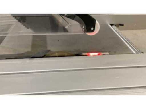 e49869ee-22a3-4c65-a766-1e7baa76c17a.mp4