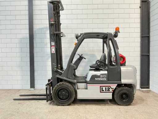 Nissan - 2007 - UGD 02 A 30 PQ - Forklift