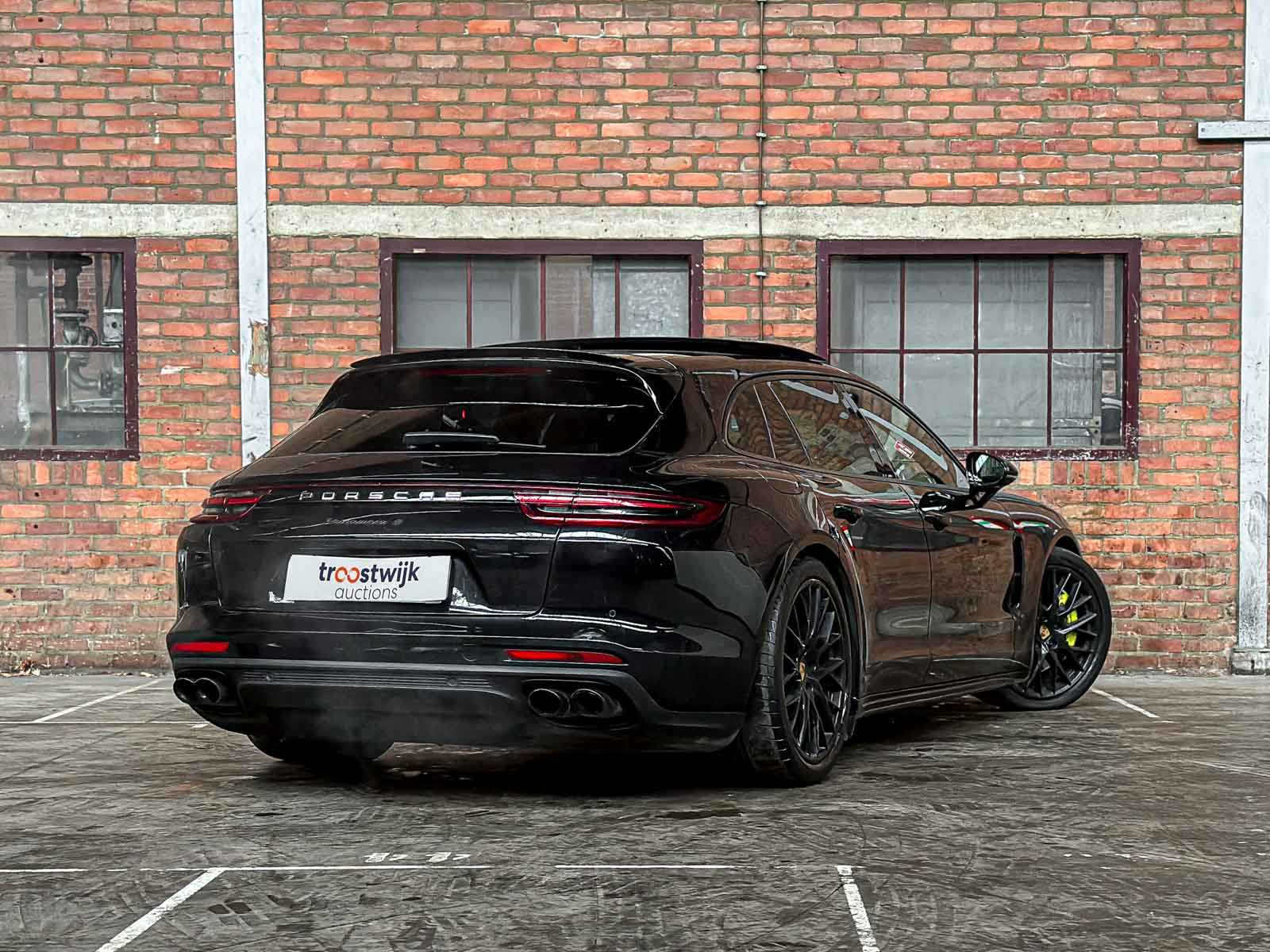 Porsche Panamera Sport Turismo 4 E-Hybrid Executive 2.9 V6 462pk 2018 Sport-Chrono, G-856-XL