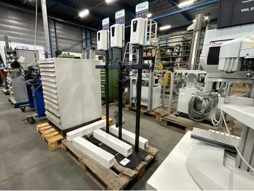 Hand desinfecteer stationt (3x)