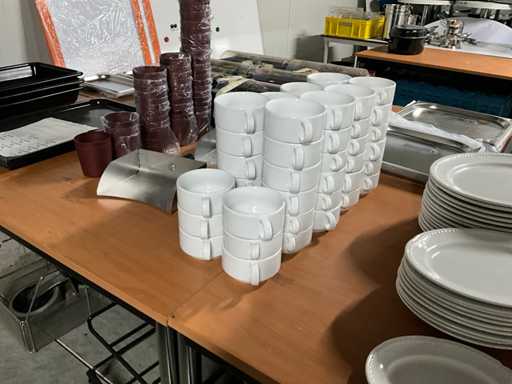 Select Dinnerware soup bowls (46x)