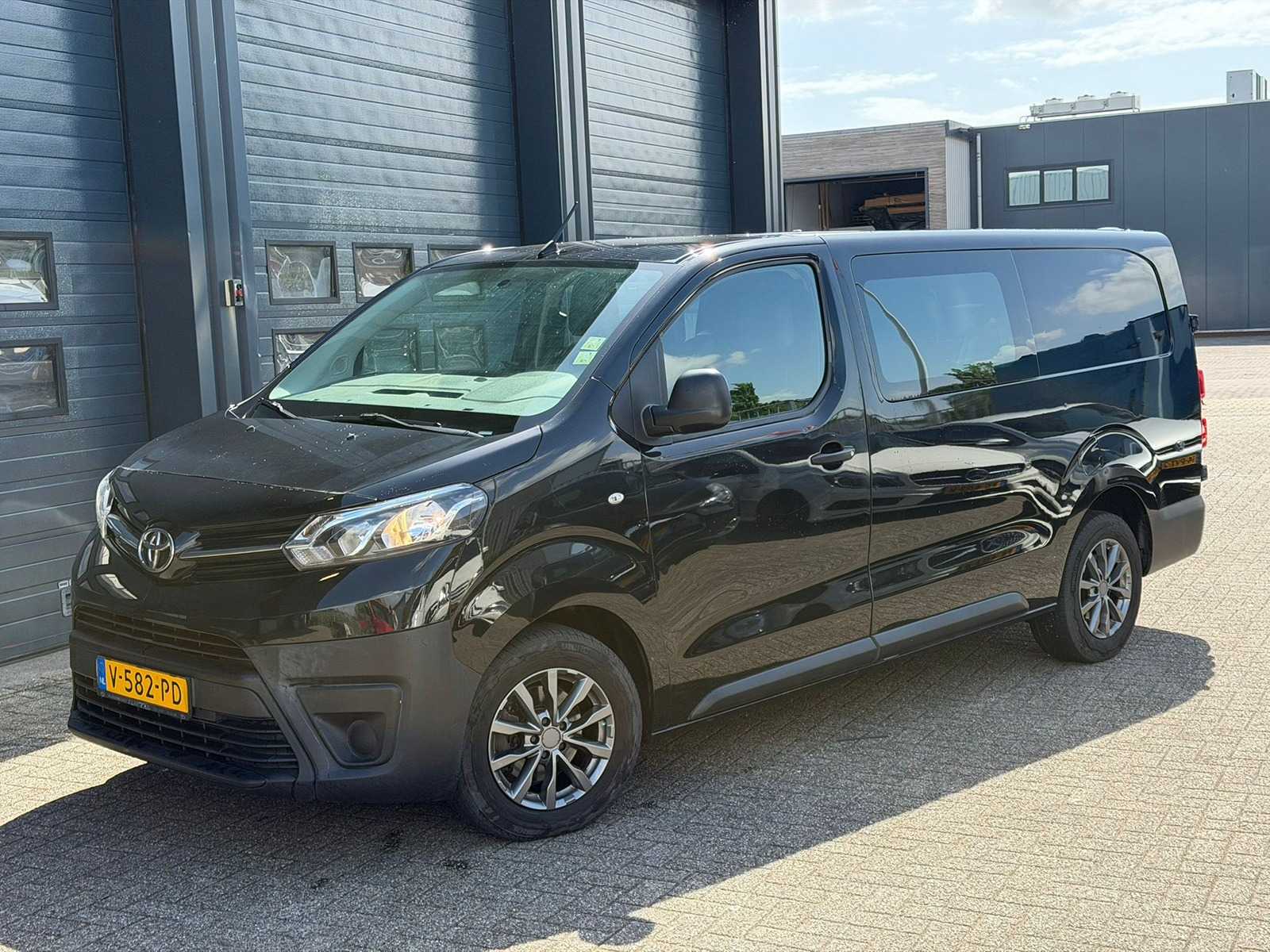 Toyota PROACE Worker 2.0 D-4D Cool Comfort Long DC | V-582-PD i