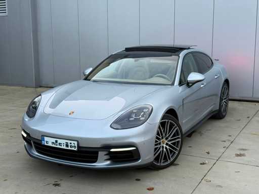 2016 Porsche Panamera 4S Personenauto