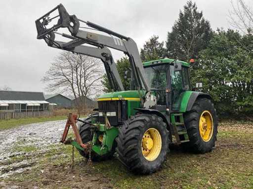 1997 John Deere 7610 Vierwielaangedreven landbouwtractor met voorlader
