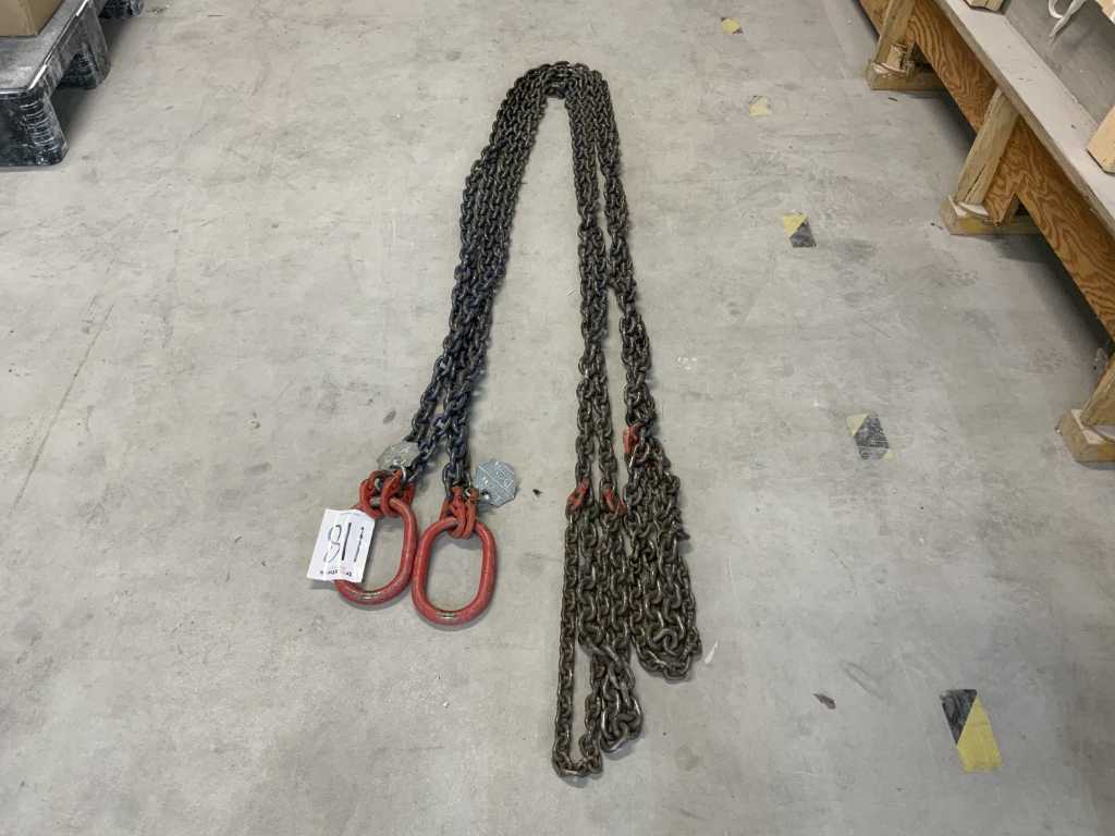 Lifting chain - 2800 kg. (2x)