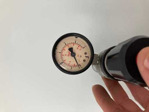 Gas neutro - Regolatore di pressione 18