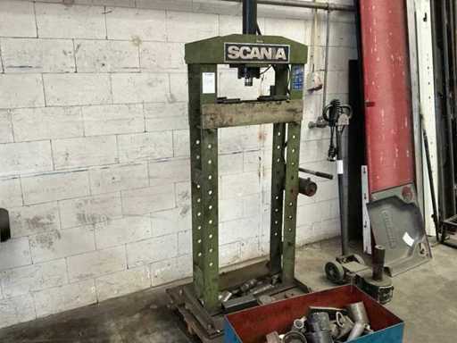 OMCN 156 Garagepers 20 Ton