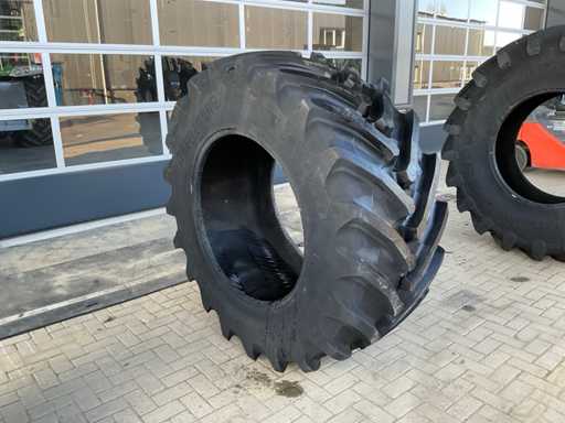 Trelleborg VF TM1060 Tire