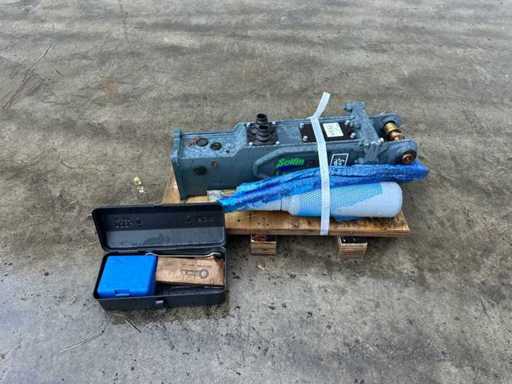 Sailing - 2025 - 35 - Hydraulic Hammer