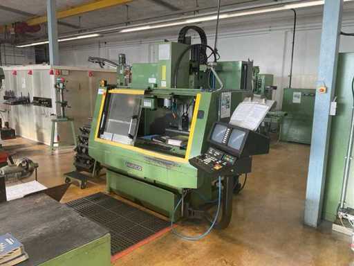 HURCO BMC-20 CNC Universal Machining Centers