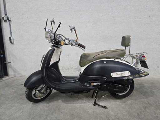 Fosti - Skuter - Grande Retro - 4T 25km wersja f813bp