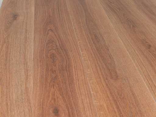 121 m2 PVC click plank voorzien van XPS onderlaag- 1234 x 198 x 4,5+1 mm