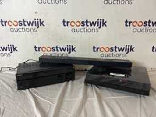 Bose soundbar | Sony receiver | Sony platenspeler
