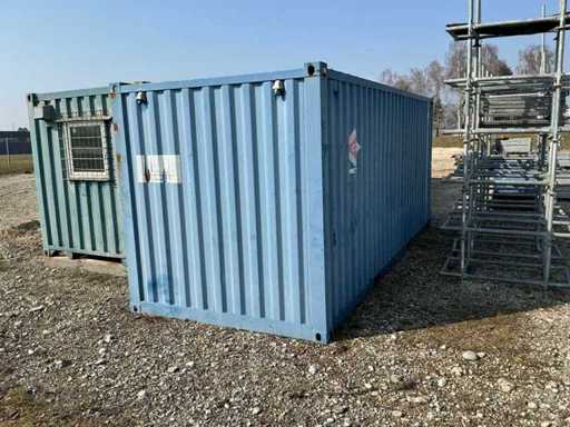 Shipping containers/storage containers