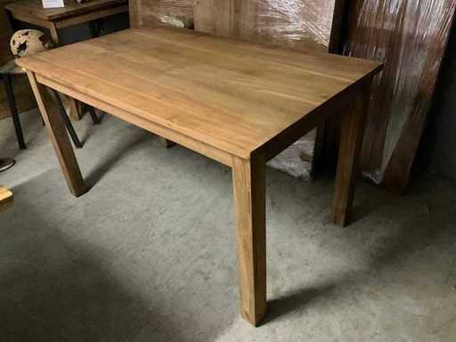 Goldstar Eetkamertafel