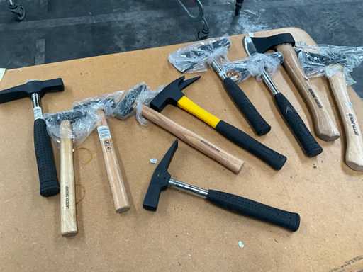 Diverse Hamers (6x) + bijl (4x)