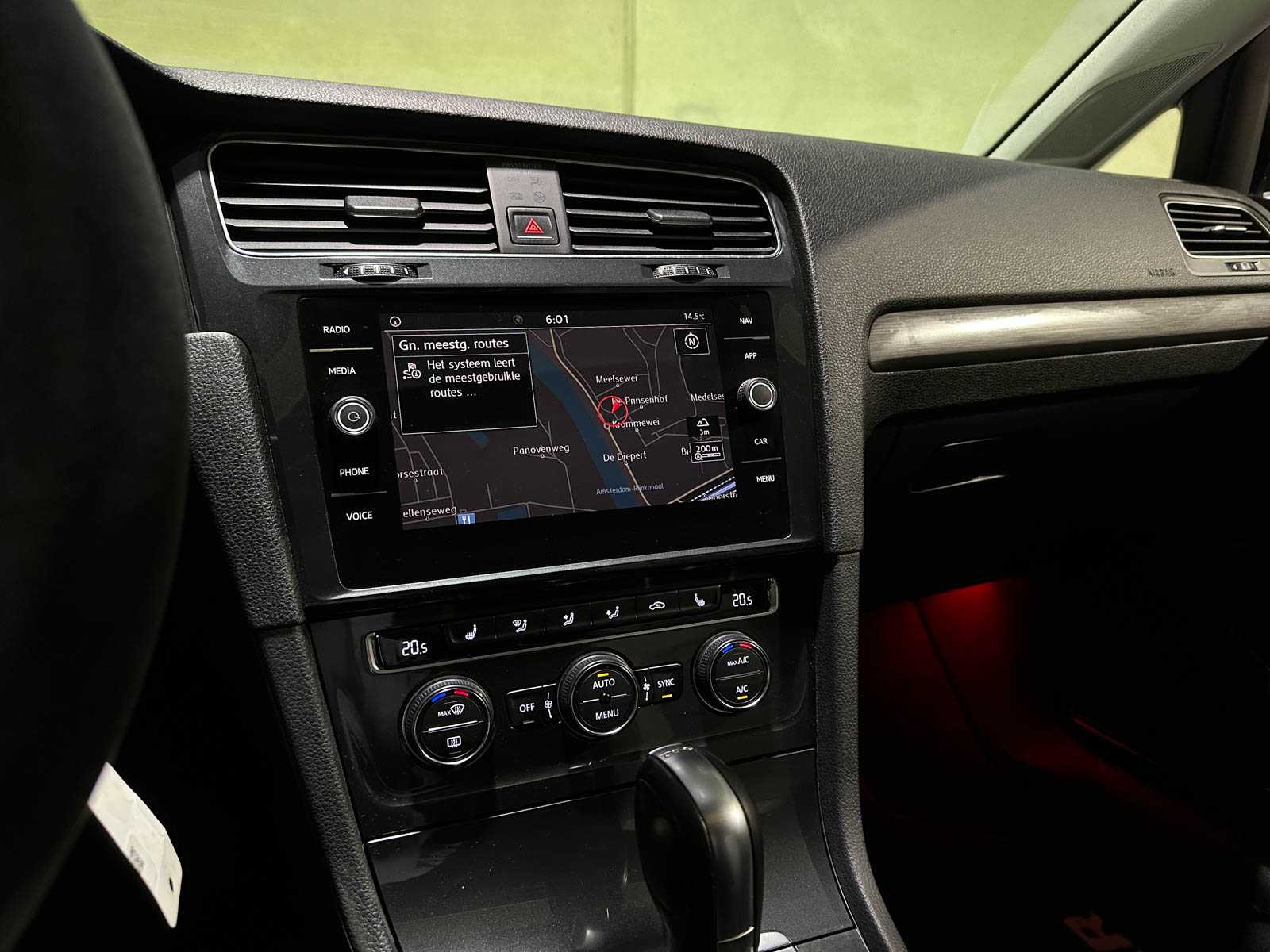 Volkswagen Golf 1.0 TSI Comfortline Business 110pk 2018 (Origineel-NL), RX-771-L