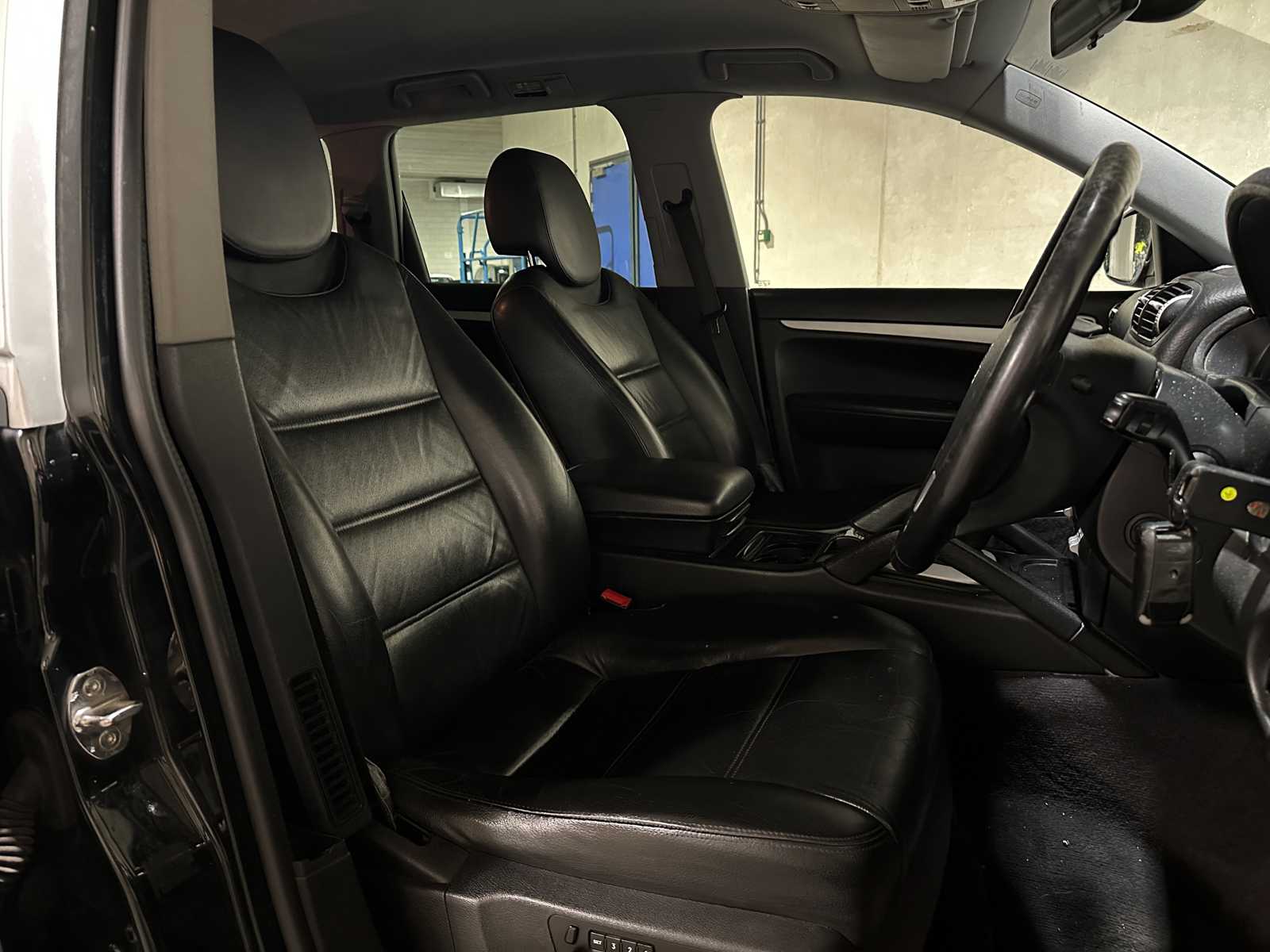 Porsche Cayenne 3.2 V6 250pk 2005 4x4, 8-SBX-00