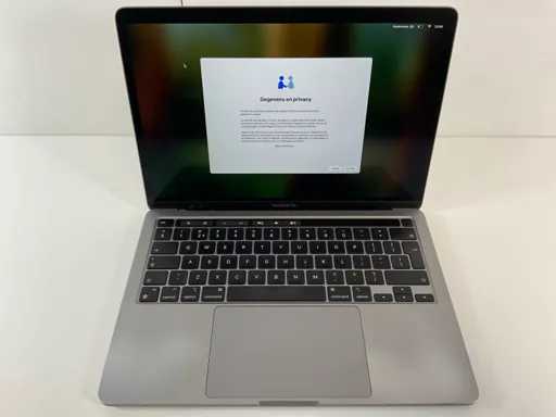 Apple MacBook Pro 13,3”, M1, 8 GB RAM, 251 GB NVMe, M1 Laptop