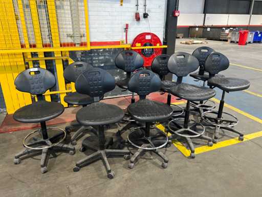 Manutan Verstelbare Werkplaats stoelen (9x)