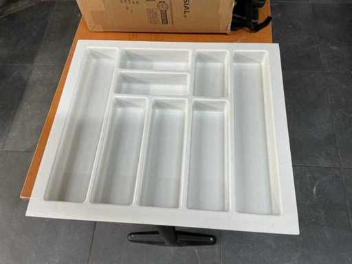 Cutlery tray
