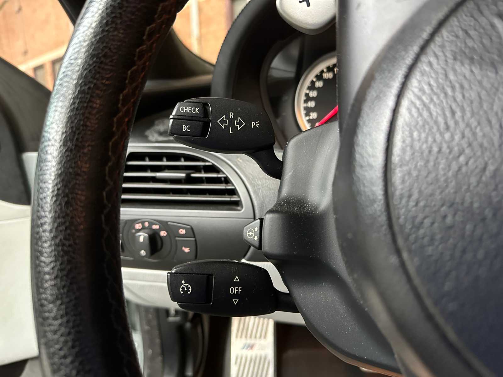 BMW M6 5.0 V10 E63 507pk 2006 6-Serie Coupe Youngtimer 