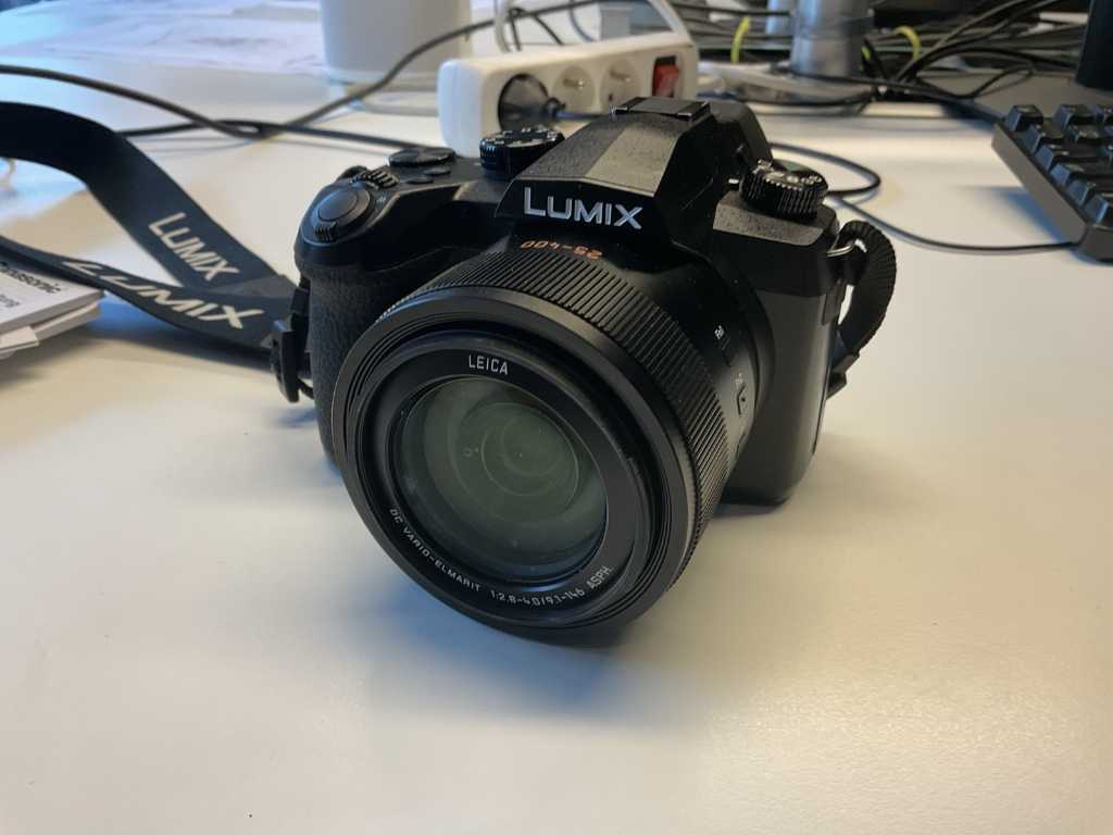 Cyfrowy aparat fotograficzny Panasonic Lumix DC-FZ10002