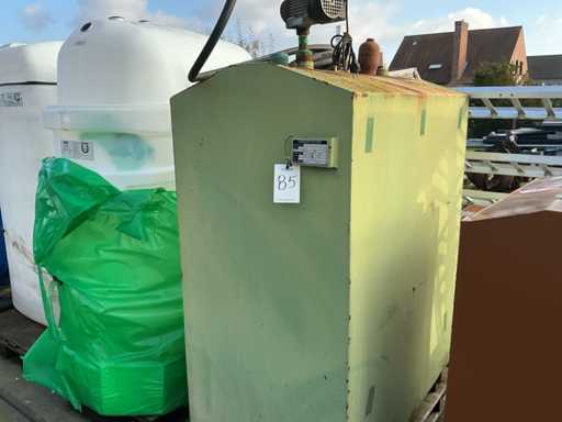 Rezervor de ulei cu două fețe și pompă electrică