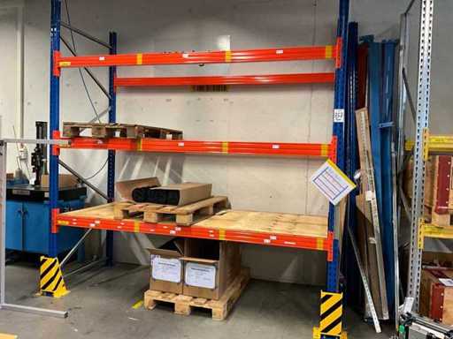2025 Schulte pallet rack without contents
