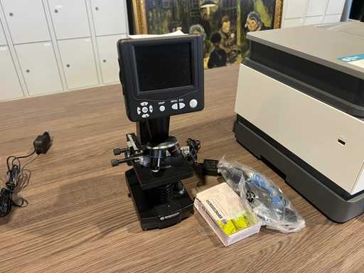 Bresser - 52-01000 LCD - Microscope