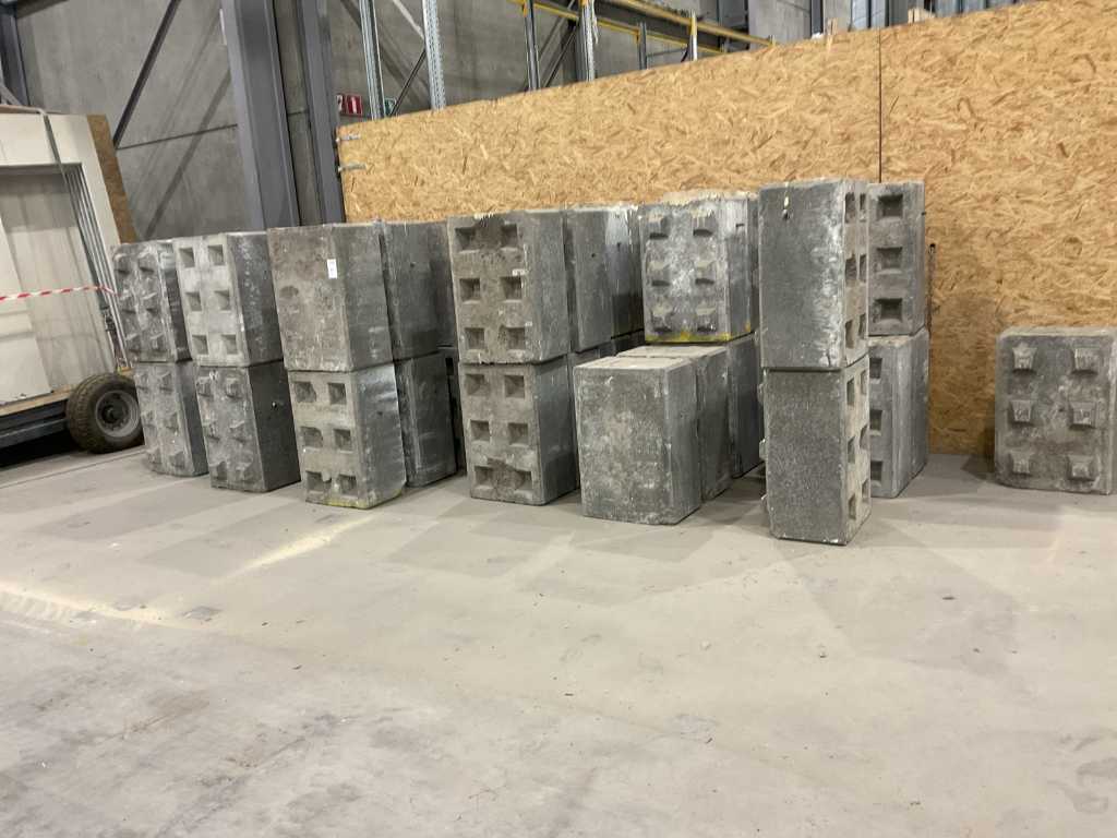 concrete lego blocks (50x)