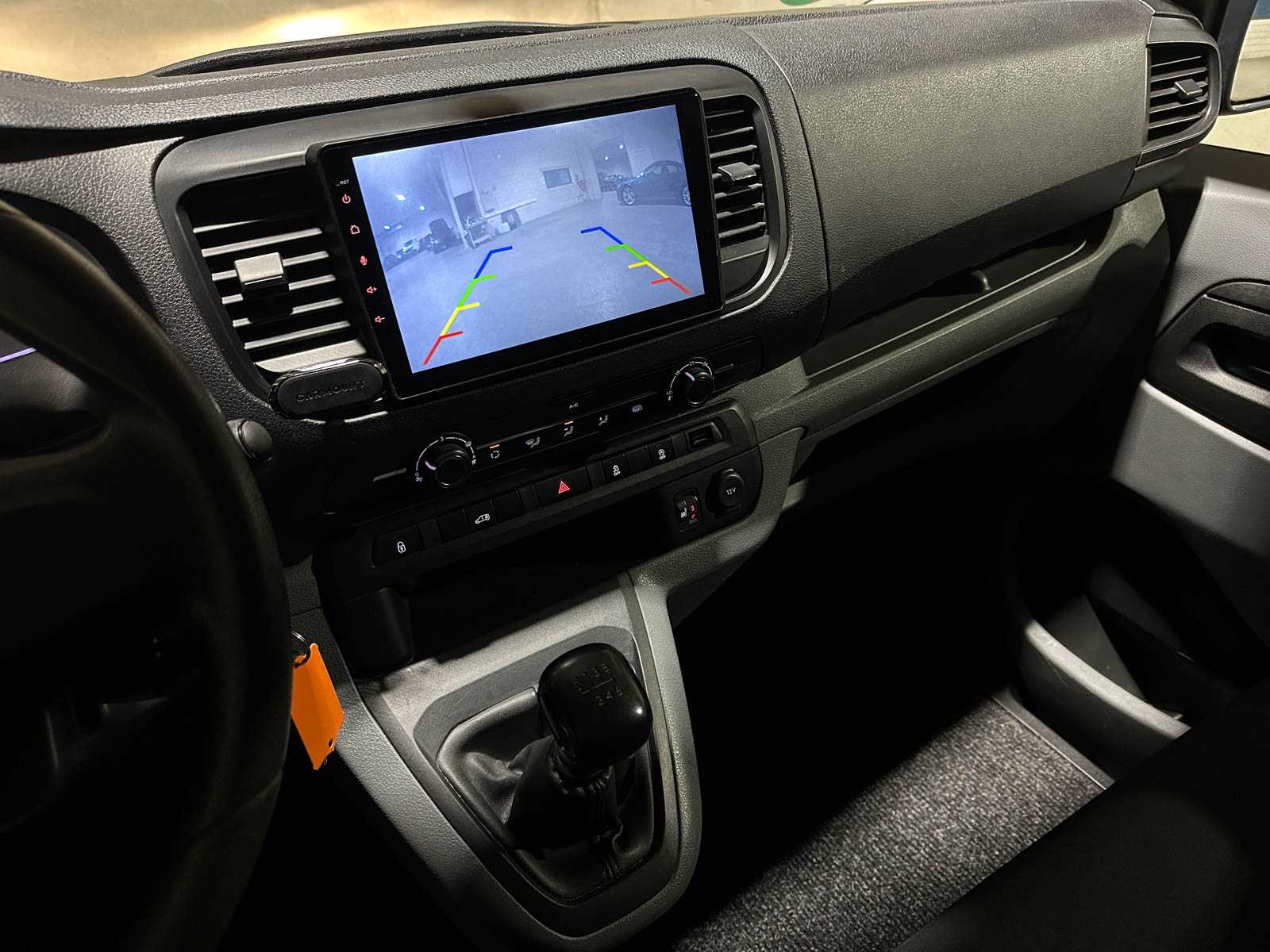 Peugeot Expert 231L 2.0 BlueHDI 120 Premium 122pk 2017 Bedrijfswagen, VRX-99-N