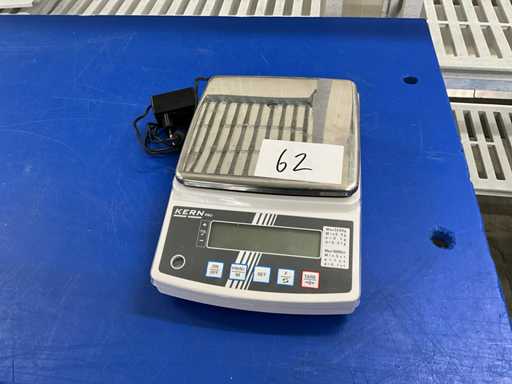 Kern PNJ Weegschaal