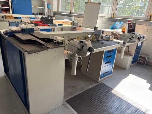   Workbench Island