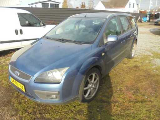 Ford - 2005 - Focus Kombi - 1,6-16V Erstausgabe Automatik - 64-RL-HX