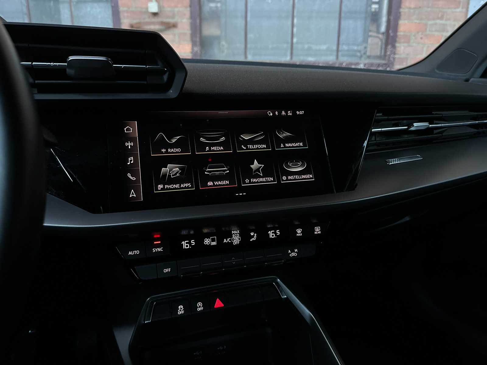 Audi A3 Sportback 35 TFSI Business Edition S Tronic 150pk 2021 (Origineel-NL + 1e Eigenaar), L-816-PG