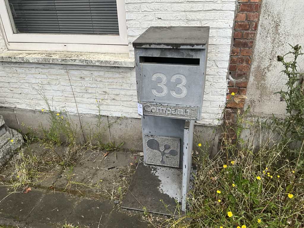 Natural stone mailbox get. COMPAAN